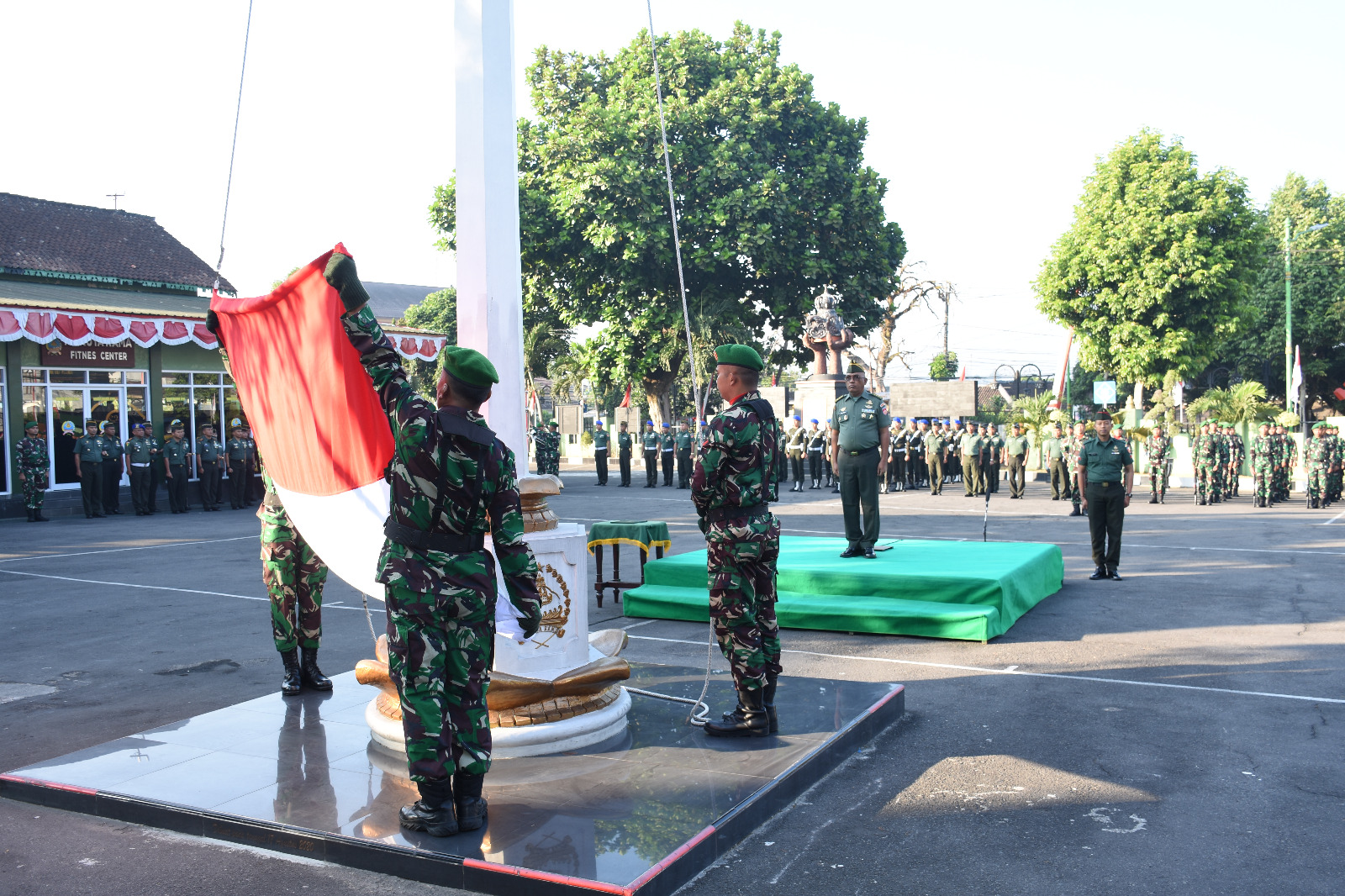Melalui Upacara Bendera, Korem 073/Makutarama Pupuk Jiwa Nasionalisme Prajurit 